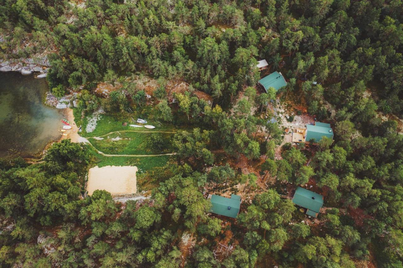 Braennskaer Cottages & Glamping ปาร์กัส ภายนอก รูปภาพ